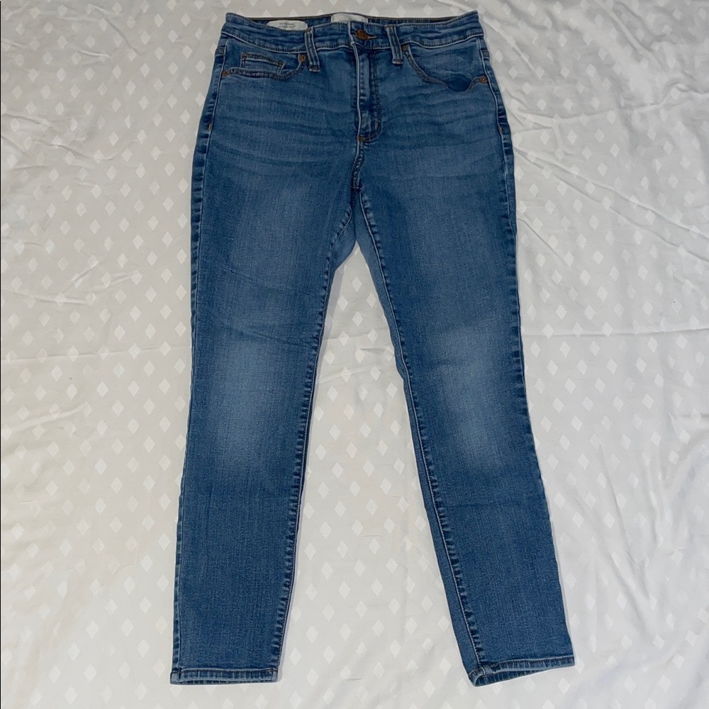 Universal Thread Women's Skinny Jeans in Blue
